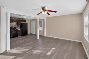 3621 Baywater Dr, Columbia, SC 29209 - Photo 11