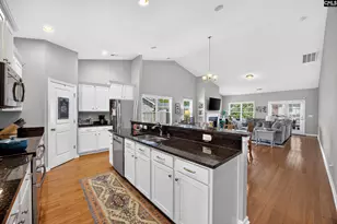 117 Bonhill Dr, Cayce, SC 29033 - Photo 3