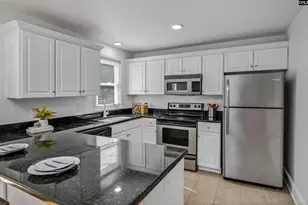 724 Pembroke Ave, Columbia, SC 29205 - Photo 9