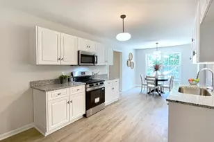 218 Bennington Cir, Columbia, SC 29229 - Photo 9
