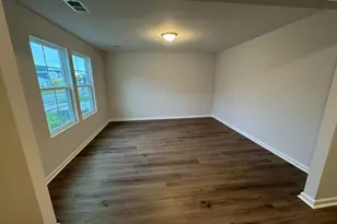3026 Hallsdale Dr, Elgin, SC 29045 - Photo 3