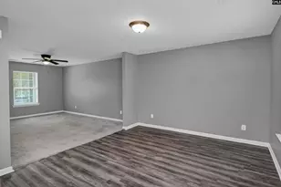101 Saskatoon Dr, Hopkins, SC 29061 - Photo 5