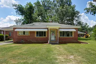 516 Gunter St, Batesburg, SC 29006 - Photo 1