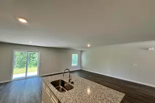 636 Marbled Teal Ln, Hopkins, SC 29061 - Photo 7