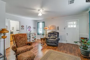1802 13th St, Cayce, SC 29033 - Photo 7