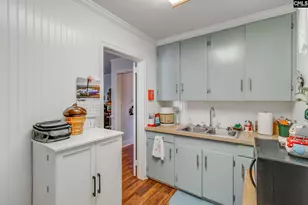 1802 13th St, Cayce, SC 29033 - Photo 11