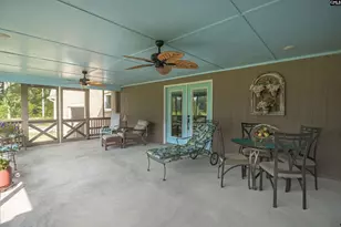 187 Peach Tree St, Ward, SC 29166 - Photo 5
