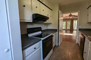 1208 Bush River Rd, Columbia, SC 29210 - Photo 9