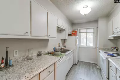 1208 Bush River Road P8, Columbia, SC 29210 - Photo 7