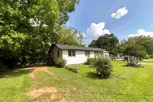 509 Henry St, Eastover, SC 29044 - Photo 15
