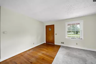 1709 Woodfield Dr, Columbia, SC 29223 - Photo 9