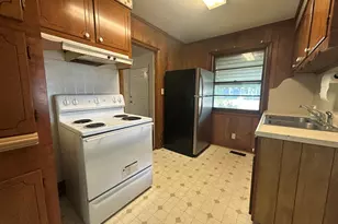 1213 Summerland Dr, Cayce, SC 29033 - Photo 5