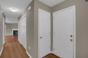 869 Sandmyrtle Cir, Columbia, SC 29229 - Photo 7