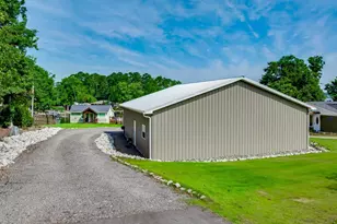 725 Wildwood Rd, Leesville, SC 29070 - Photo 5