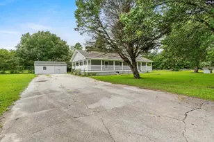 471 Doctor Dr, Hopkins, SC 29061 - Photo 3