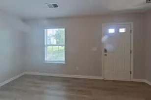 241 Saskatoon Dr, Hopkins, SC 29061 - Photo 3