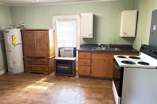 6360 Greenwood Hwy, Saluda, SC 29138 - Photo 11