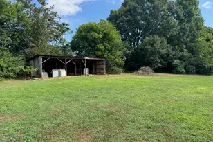 6360 Greenwood Hwy, Saluda, SC 29138 - Photo 19