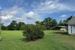 6360 Greenwood Hwy, Saluda, SC 29138 - Photo 15