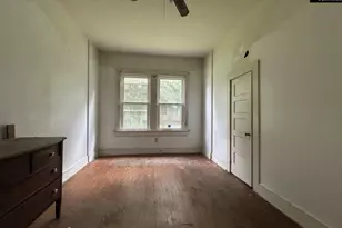 34 Bluff Rd, Columbia, SC 29201 - Photo 9
