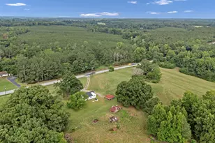 3304 Chappells Hwy, Saluda, SC 29138 - Photo 35