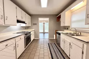 1800 Briarcreek Ct, Columbia, SC 29212 - Photo 11