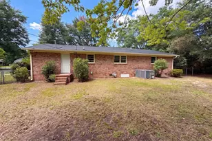 406 Lafayette Wy, Camden, SC 29020 - Photo 5