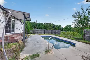 948 Peach Festival Rd, Gilbert, SC 29054 - Photo 3