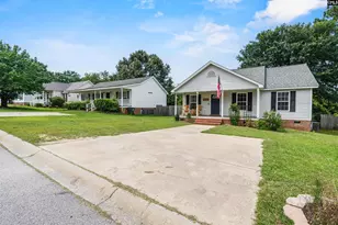233 Hallie Hills Pl, Lexington, SC 29073 - Photo 3