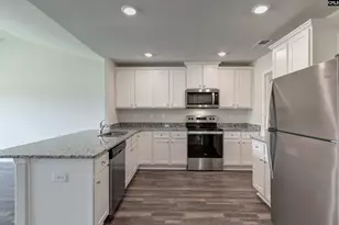 807 Red Berry Ln, Gilbert, SC 29054 - Photo 3