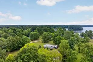 150 Harbors End Dr, Saluda, SC 29138 - Photo 37