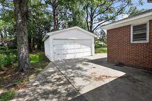1446 Aralia Dr, Columbia, SC 29205 - Photo 9