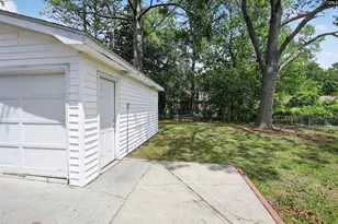 1446 Aralia Dr, Columbia, SC 29205 - Photo 5