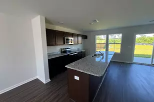 1129 Crescent Corner Dr, Elgin, SC 29045 - Photo 3