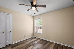 321 Downs Dr, Columbia, SC 29209 - Photo 23