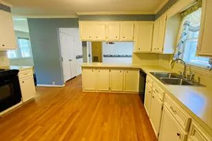 2012 Yelton Dr, Camden, SC 29020 - Photo 7