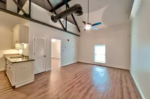 705 Maple Street E-202, Columbia, SC 29205 - Photo 5