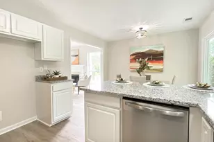 227 Glenbrooke Cir, Columbia, SC 29204 - Photo 11