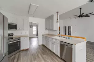 2 Stawberry Field Ln, Elgin, SC 29045 - Photo 11