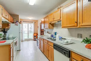 140 Charles Towne Ct, Columbia, SC 29209 - Photo 7