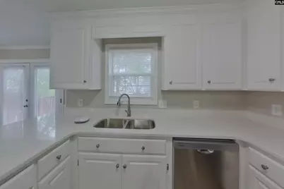 229 Montclaire Circle, West Columbia, SC 29170 - Photo 5