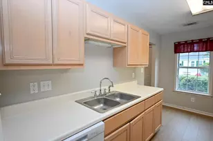 4 Boston Commons Ct, Columbia, SC 29212 - Photo 5
