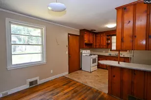 3615 Maybank St, Columbia, SC 29204 - Photo 7