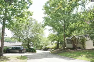 218 Lakeshore Dr, Leesville, SC 29070 - Photo 9