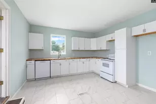 4522 Stagecoach Rd, Effingham, SC 29541 - Photo 3