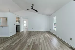 240 Gusty Ln, Hopkins, SC 29061 - Photo 3
