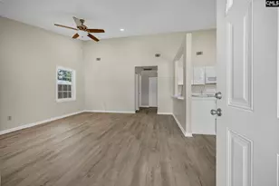 404 Greenlake Dr, Hopkins, SC 29061 - Photo 3