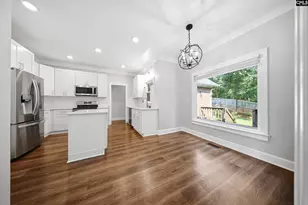 808 Treeslope Ct, Columbia, SC 29212 - Photo 9