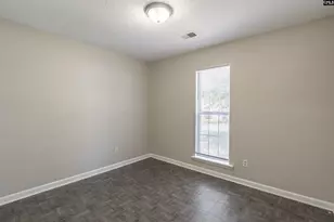 208 Turning Leaf Dr, Hopkins, SC 29061 - Photo 17
