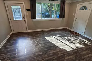 802 S Kilbourne Rd, Columbia, SC 29205 - Photo 3